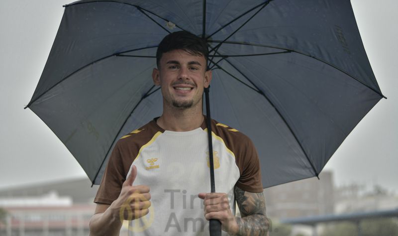 Trespalacios, el cachorro de Lezama que busca el virus del tiki taka