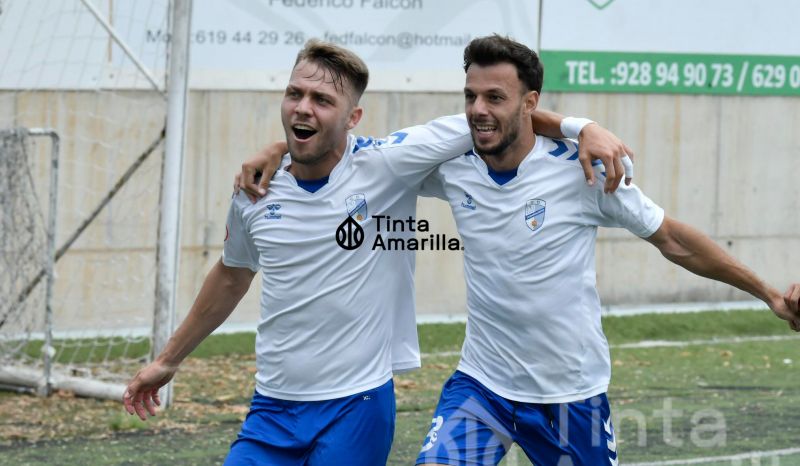 El Tamaraceite irá a La Palma con una renta de dos goles (2-0)