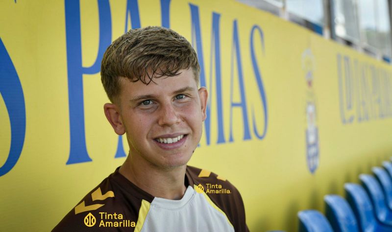 Ribeiro txuri urdín, Bryan Zaragoza, Albert Riera, Denis Cruces cedido, ...