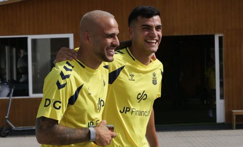 Un arsenal de opciones en la recámara de la UD Las Palmas