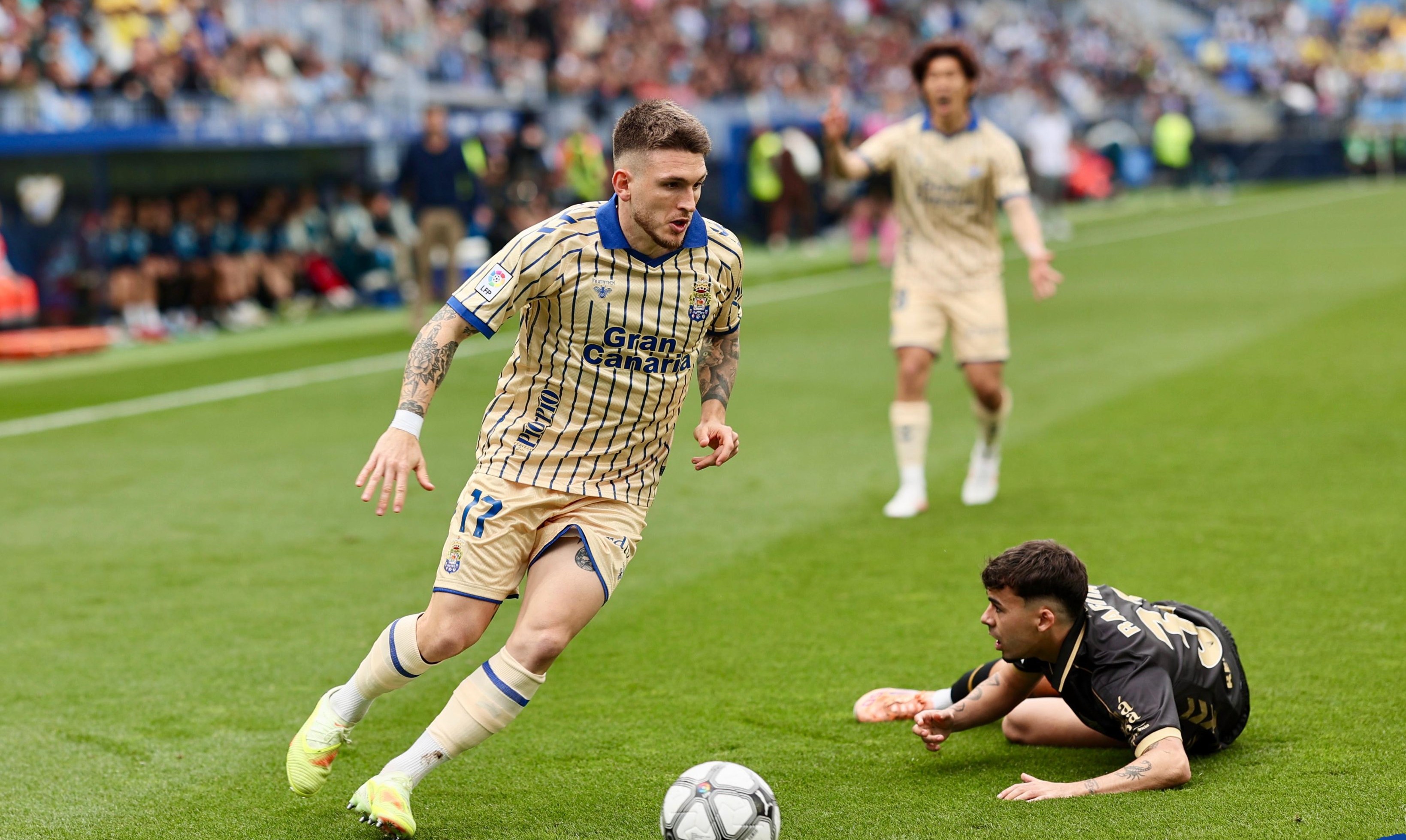 2-0: El 'retroceso' de la UD en la segunda parte le cuesta caro en La Rosaleda