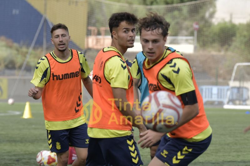 Fotos: Las Palmas C, preparado para visitar Los Olivos