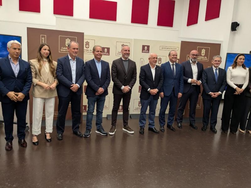 El Cabildo y la UD Las Palmas siguen viajando juntos en una Nube