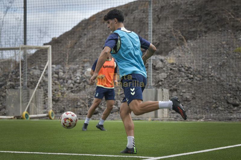 Fotos: Las Palmas Atlético, preparado para su estreno en la Liga