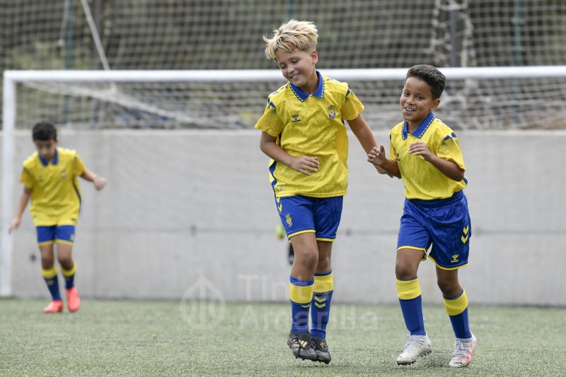 Fotos: El benjamín de la UD se pone en marcha