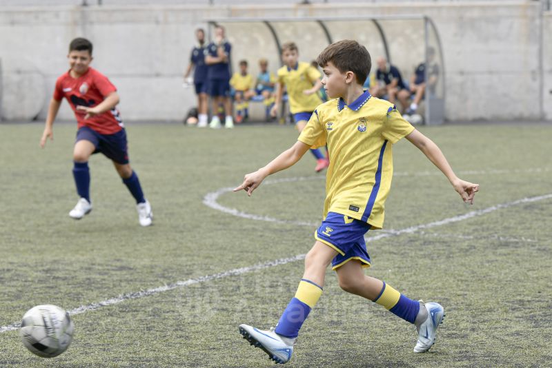 Fotos: El benjamín de la UD se pone en marcha