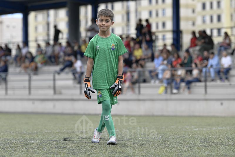 Fotos: El benjamín de la UD se pone en marcha