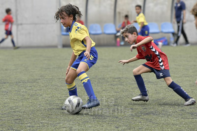 Fotos: El benjamín de la UD se pone en marcha