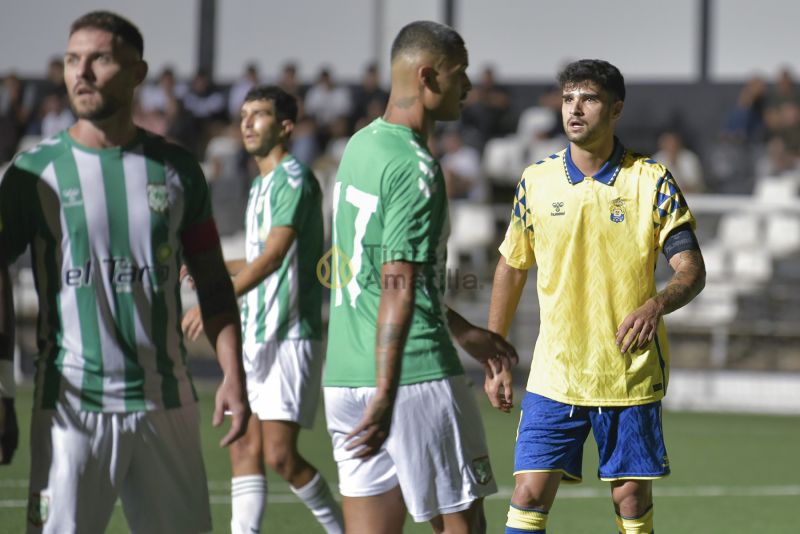 0-2: Las Palmas Atlético inicia la Liga con dos golazos y tres puntazos