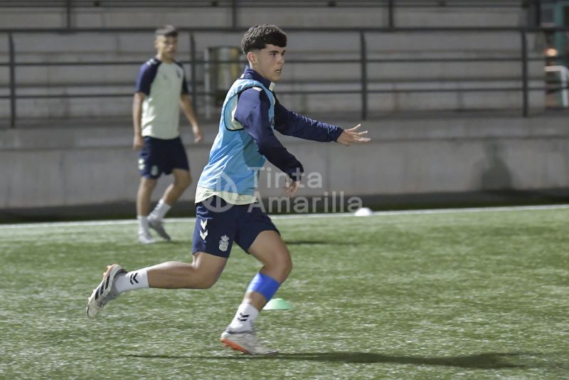 Fotos: La UD, en la recta final para su debut en la Copa juvenil