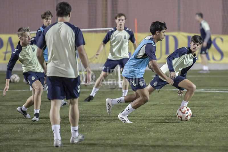 Fotos: La UD, en la recta final para su debut en la Copa juvenil