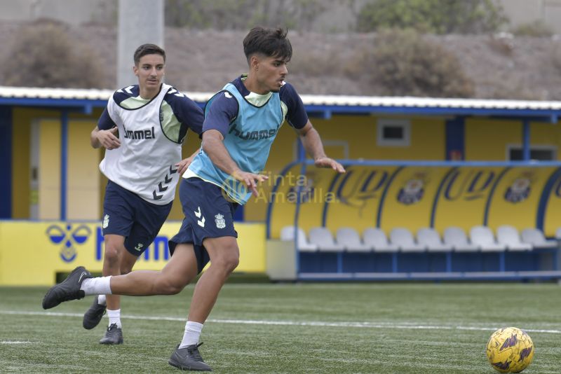 Fotos: Las Palmas C prepara la tercera etapa de su liga