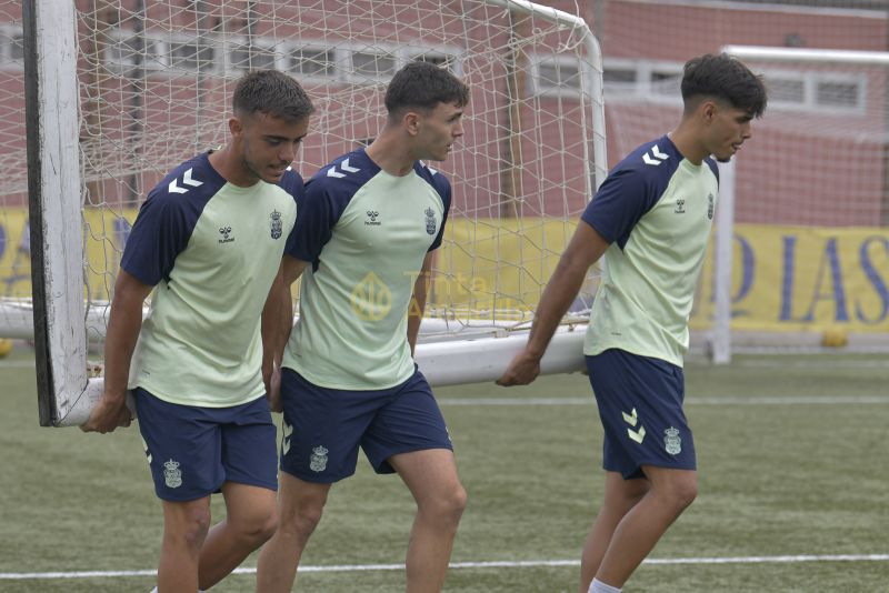 Fotos: Las Palmas C prepara la tercera etapa de su liga