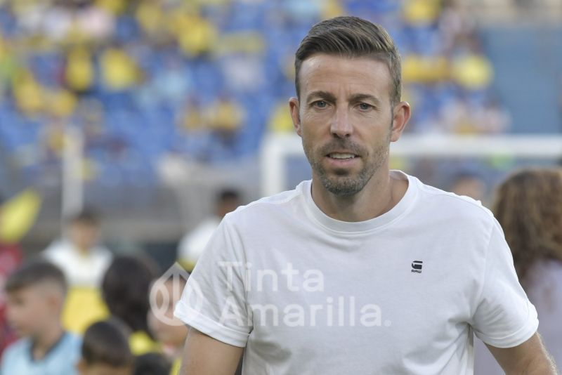 "Nuestros porteros seguirán jugando fuera de la portería"