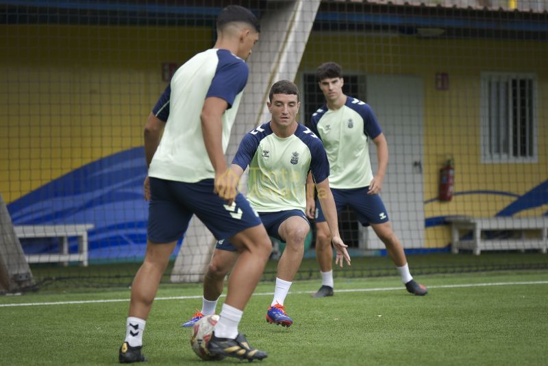 Fotos: Las Palmas Atlético, preparado para su estreno en la Liga