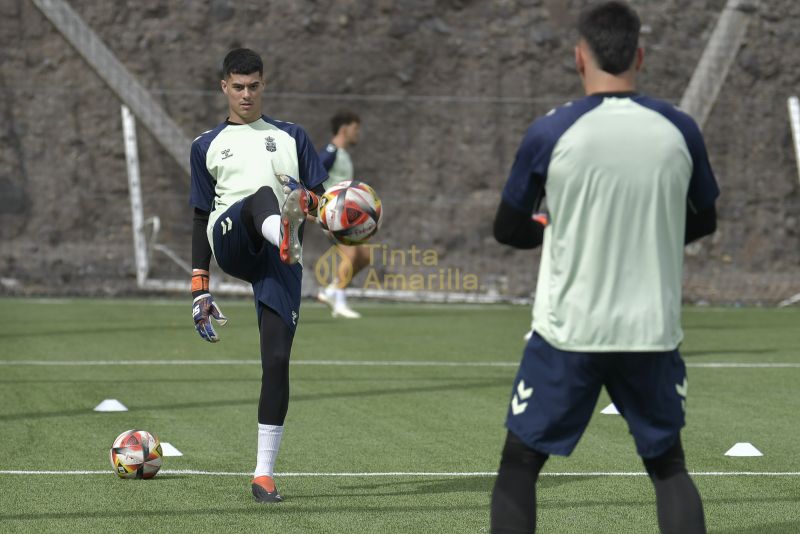 Fotos: Las Palmas Atlético, preparado para su estreno en la Liga