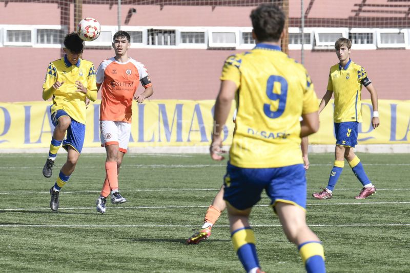 3-0: La UD vence en casa y amplía su brecha con el Tenerife