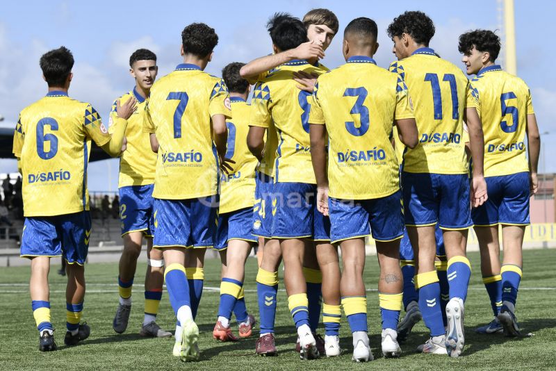 3-0: La UD vence en casa y amplía su brecha con el Tenerife