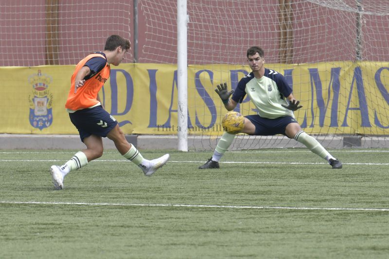 Sesión conjunta de Las Palmas C y el juvenil de honor en el Anexo