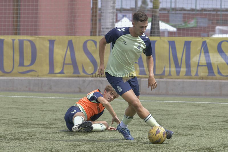 Sesión conjunta de Las Palmas C y el juvenil de honor en el Anexo