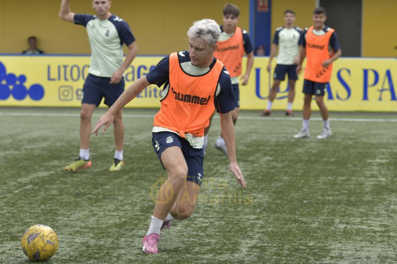  Fotos: Las Palmas C se prepara para defender el liderato en solitario