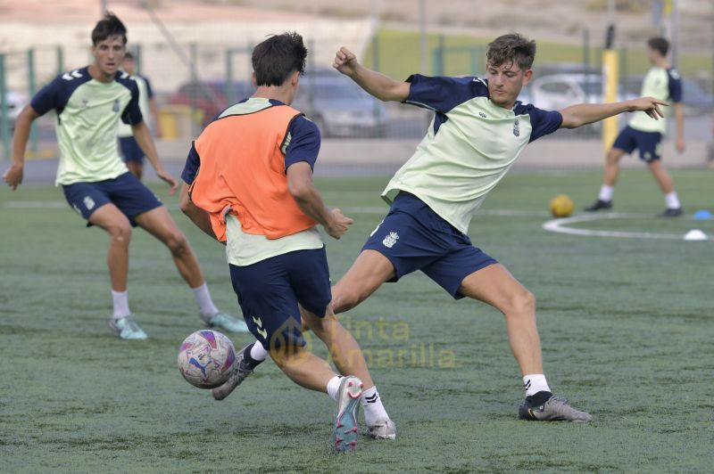  Fotos: Las Palmas C se prepara para defender el liderato en solitario