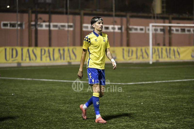 2-0: Carlos Vicente ameniza el triunfo de Las Palmas C sobre el Tinajo