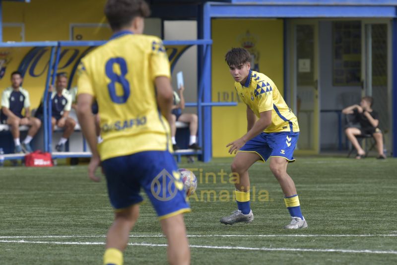 2-1: Las Palmas C asume el liderato solitario de la Preferente