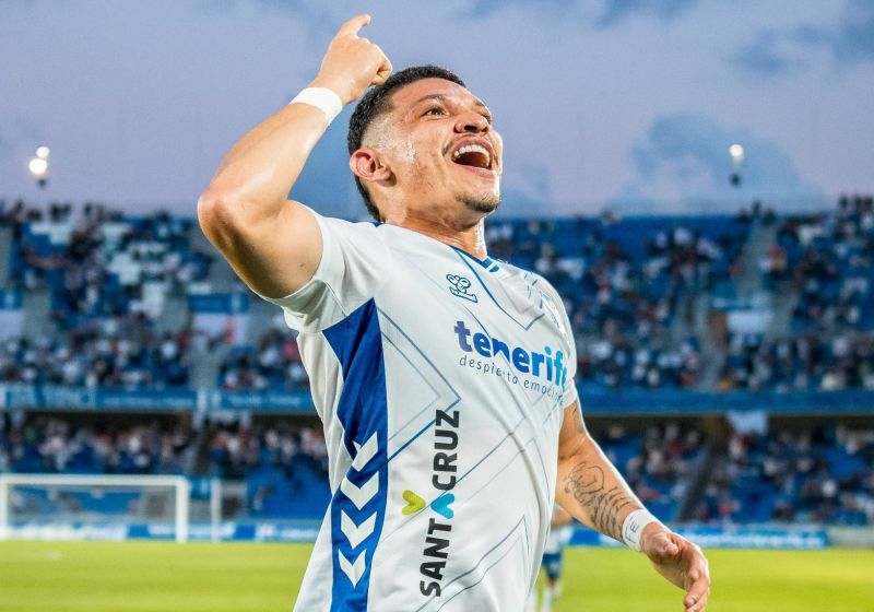 1-0: El Tenerife gana al colista con un gol de córner