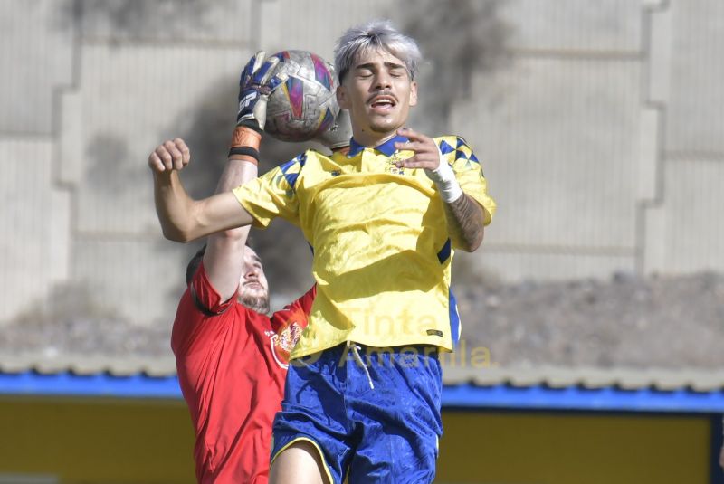 2-1: Las Palmas C asume el liderato solitario de la Preferente