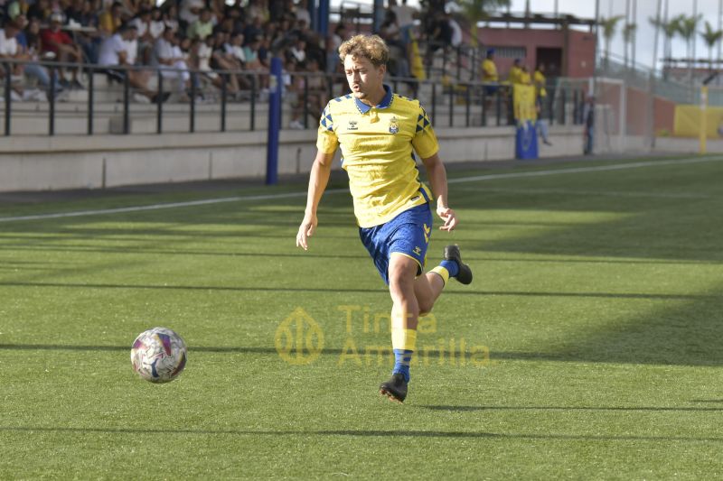 2-1: Las Palmas C asume el liderato solitario de la Preferente