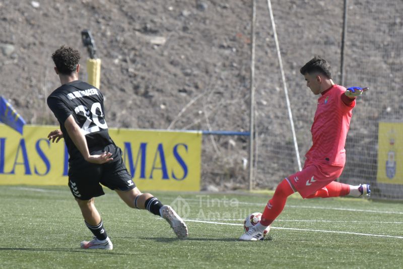 2-0: El Tamaraceite cae en las garras de Elías Romero