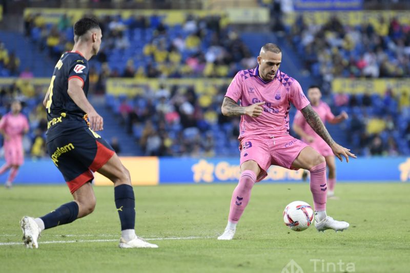 1-0: La UD mete más corazón que pincel para ganar otra batalla