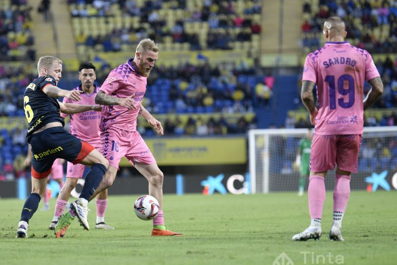 1-0: La UD mete más corazón que pincel para ganar otra batalla