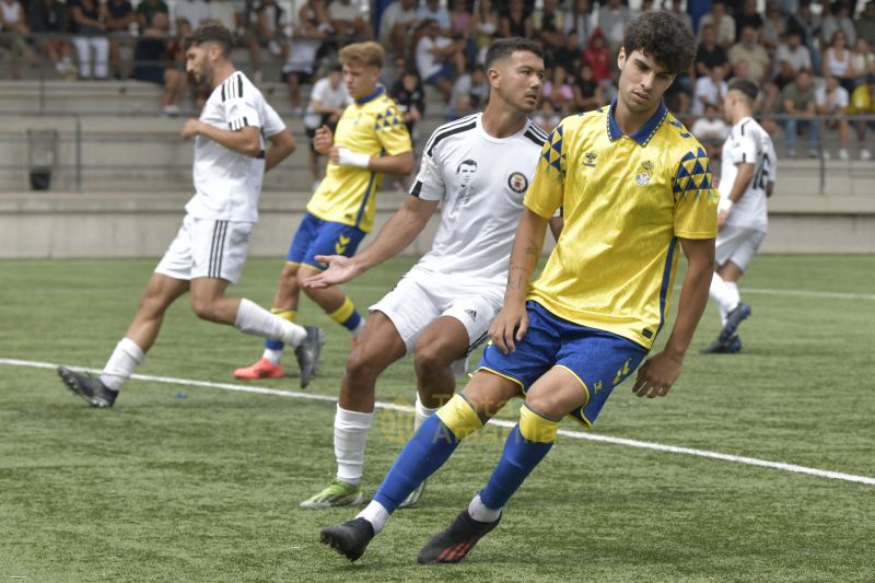 0-0: El filial frena ante un Arucas sólido y con un salvavidas