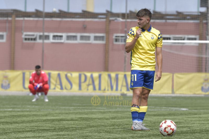 0-0: El filial frena ante un Arucas sólido y con un salvavidas