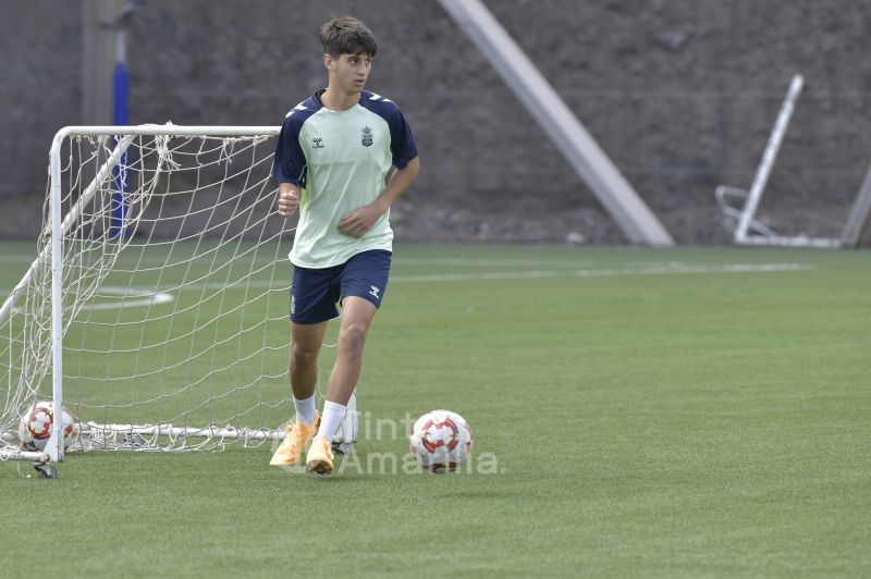 Fotos: Las Palmas Atlético, preparado para la segunda recta de la Liga