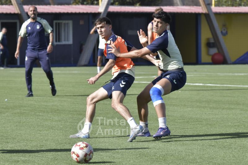 Fotos: Las Palmas Atlético, preparado para la segunda recta de la Liga