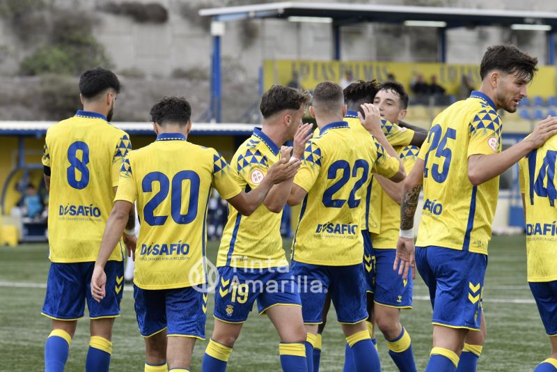 3-0: El filial vuelve al viceliderato tras ganar al Borussia tinerfeño