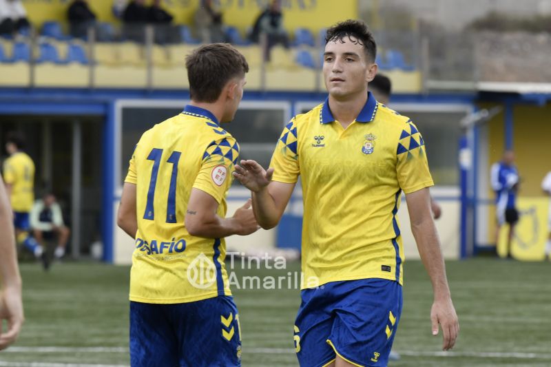 3-0: El filial vuelve al viceliderato tras ganar al Borussia tinerfeño