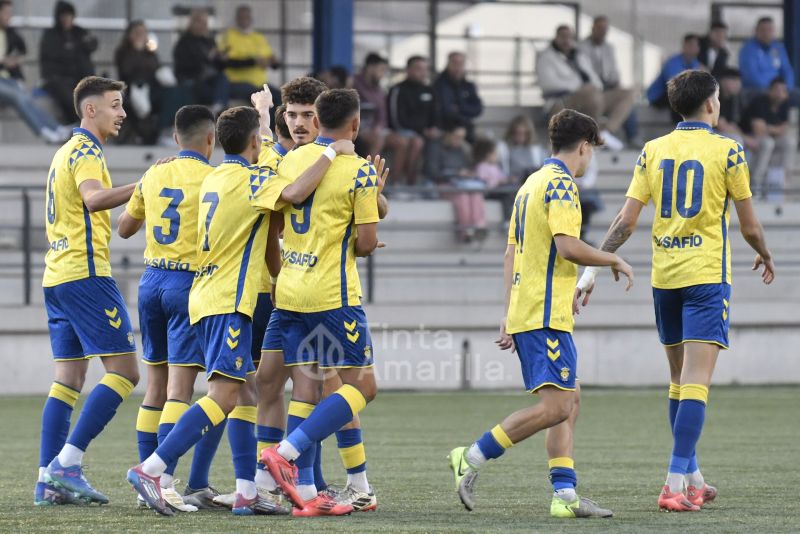 2-0: Carlos Vicente ameniza el triunfo de Las Palmas C sobre el Tinajo