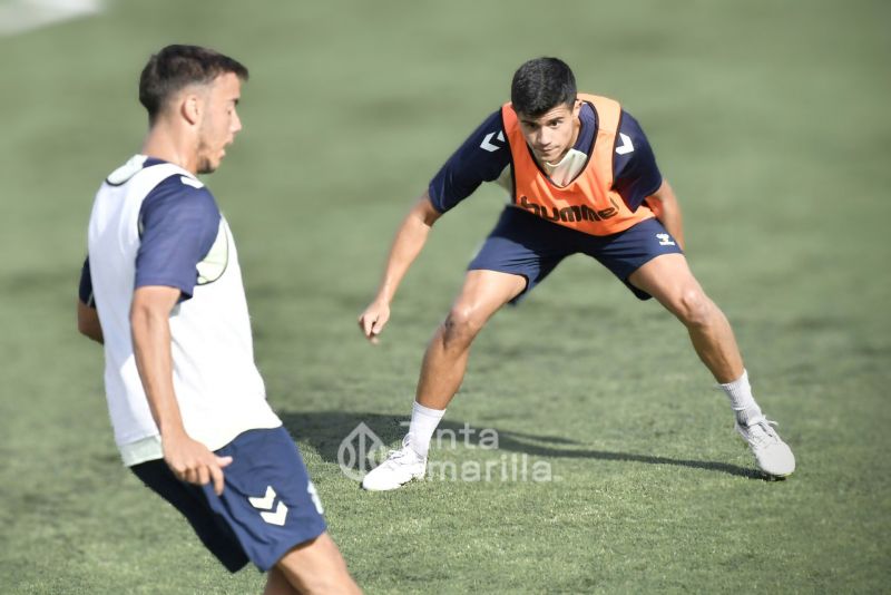 Fotos: Las Palmas C coloca su punto de mira en el filial del Sanfer