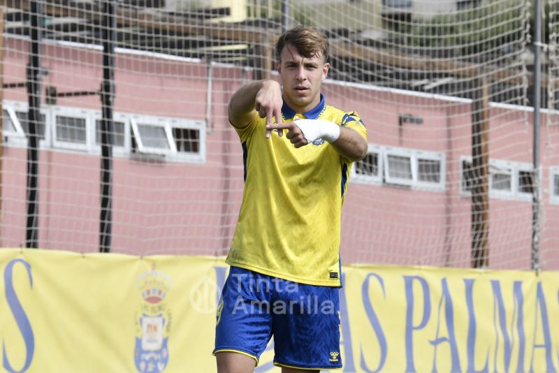 3-0: Las Palmas Atleti se hace grande como líder