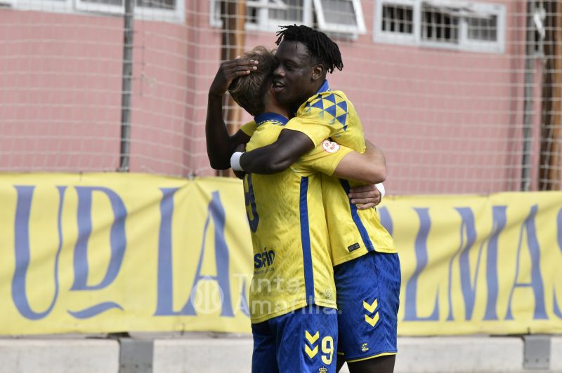 3-0: Las Palmas Atleti se hace grande como líder