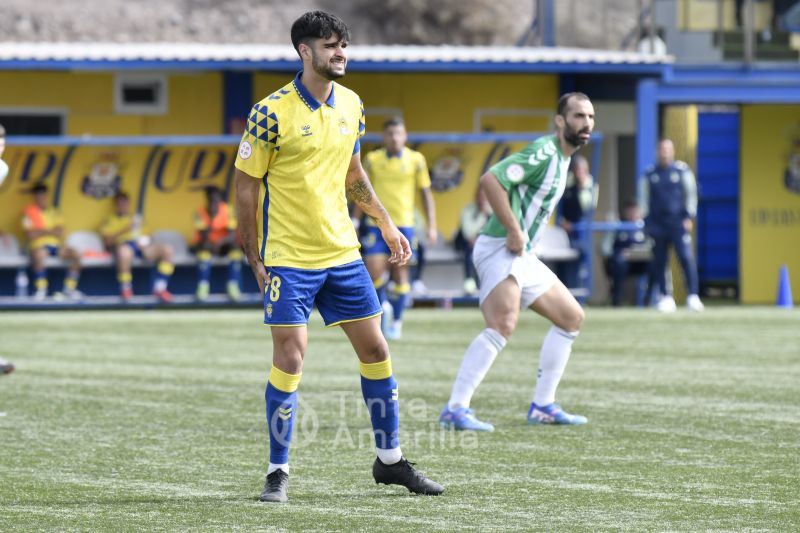 3-0: Las Palmas Atleti se hace grande como líder