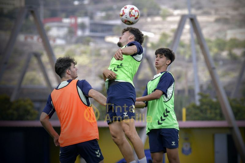 Fotos: Las Palmas Atlético, de ascendido a ascendido