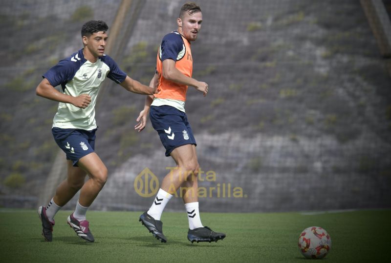 Fotos: Las Palmas Atlético, de ascendido a ascendido