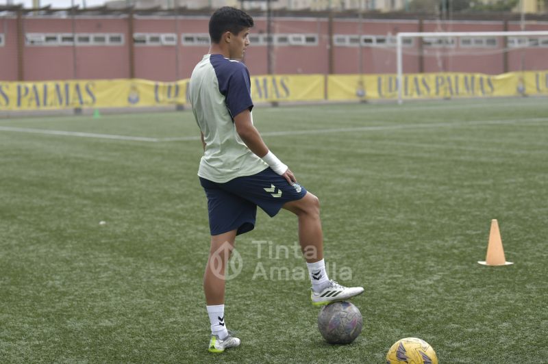 Fotos: Las Palmas C se prepara para reanudar su calendario