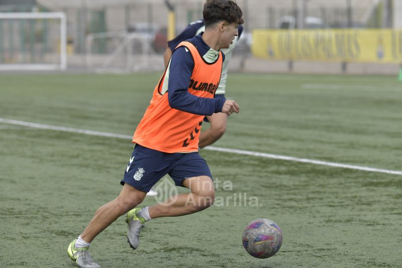 Fotos: Las Palmas C se prepara para reanudar su calendario