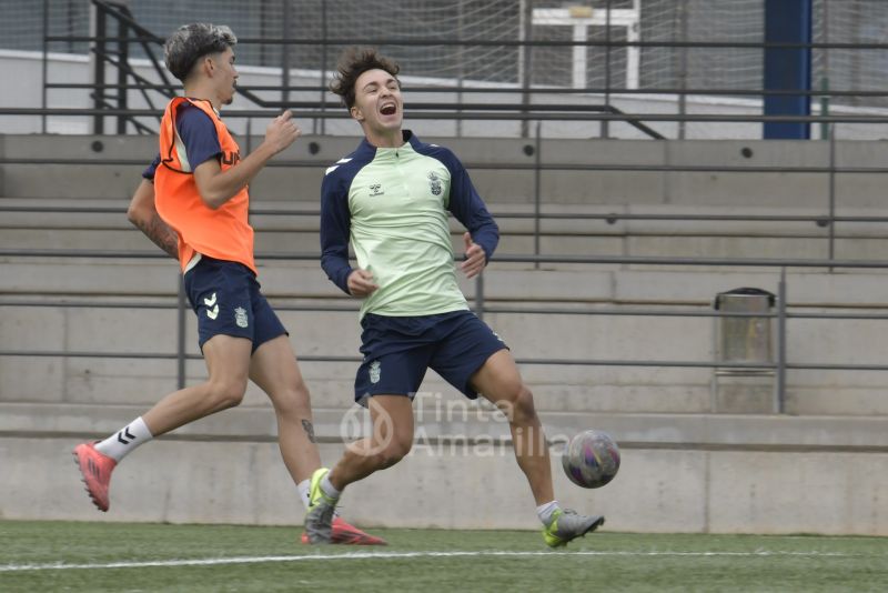 Fotos: Las Palmas C se prepara para reanudar su calendario